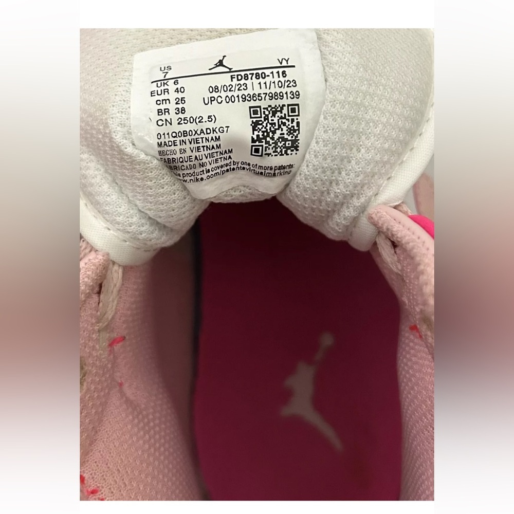 Nike Air Jordan‎ 1 Mid Fierce Pink size 7 Barbie Sneakers shoes - Picture 12 of 15